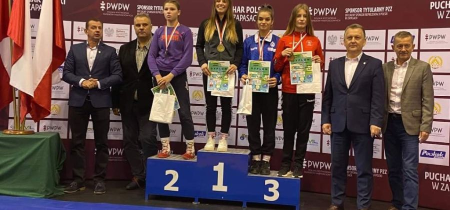 Brązowy medal Guliwera w Pucharze Polski Kadetek w zapasach kobiet