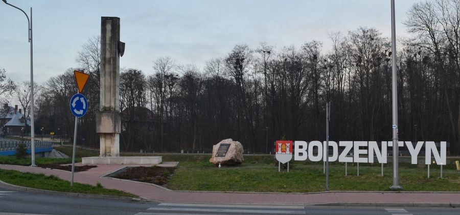 Odsłonięcie tablicy upamiętniającej płk Jana Piwnika „Ponurego” i mjr. Eugeniusza Kaszyńskiego „Nurta” - zaproszenie